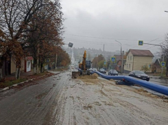 Работы по замене водовода ведутся на улице Советская 