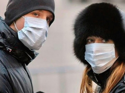 Китайцы ящиками скупают маски, а шахтинцам их пообещали выдавать бесплатно