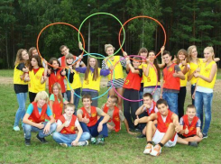 Утверждена средняя стоимость путевки в детские лагеря на 2017 год