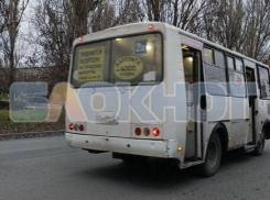 Сегодня водитель автобуса в Шахтах пронесся мимо остановок, несмотря на крики пассажиров