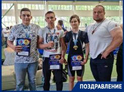 Юные воспитанники шахтинского силача Тимофея Поталова стали чемпионами России