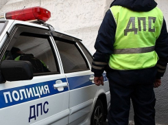 В Шахтах сотрудник ДПС насмерть сбил пешехода