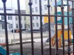 Гимназию им. Пушкина в Шахтах превратили в «детский сад»