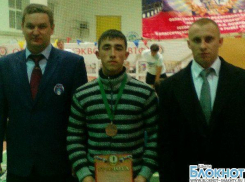 Шахтинец Ильнур Сайфулин вошел в тройку победителей в турнире по гиревому спорту