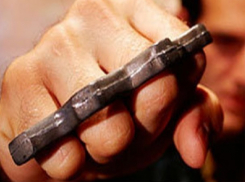 За продажу самодельного кастета осужден житель города Шахты