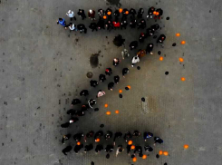 Студенты Шахтинского автодорожного института стали участниками флешмоба в поддержку российских солдат