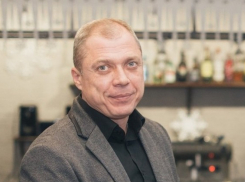 СМИ: На трассе под Шахтами перерезали горло известному в городе предпринимателю