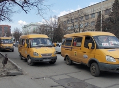 На праздники в Шахтах маршрутки будут работать почти до полуночи