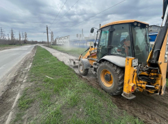 В Шахтах начался ремонт дороги на улице Доронина