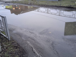 Грязь, вонь и канализационные реки — то, что видят первым при въезде в Шахты