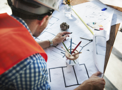 Нефтяник, авиатор, ИТ-специалист: названы самые востребованные профессии