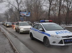 В Шахтах колонна автомобилистов раздаст водителям и пешеходам сувениры