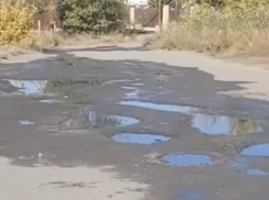 Произошло 4 прорыва трубы на Власовке в Шахтах