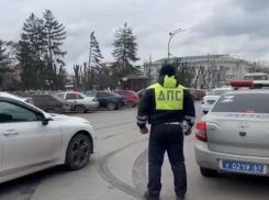  42 протокола за неуплату штрафов составили в отношении шахтинца