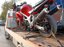 Госавтоинспекторы предупреждают шахтинцев: не достиг 16 лет - не садись за руль