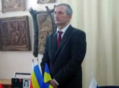 Дорога ручной работы: водители общественнику благодарны, а вот власти грозятся оштрафовать