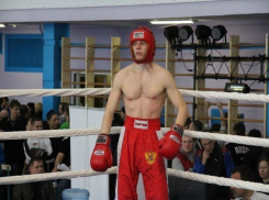 Спортсмен из Шахт Василий Зайцев победил на чемпионате Европы по кикбоксингу