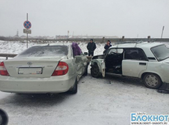В Шахтах между поселками имени Артема и ХБК произошло ДТП
