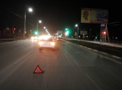 Пьяный пешеход в Шахтах угодил под колёса автомобиля