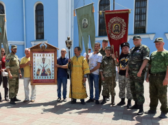 Православные прихожане шахтинских храмов почтили память царской семьи, трагически погибшей в 1918 году