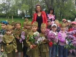 Народные гуляния, посвященные 73-й годовщине Победы, прошли в Шахтах