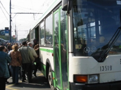 В Новый год автобусы в Шахтах будут ходить до двух ночи