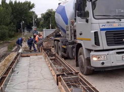 Ремонт моста через Грушевку завершается: выяснилось, шире путепровод не будет, общественность возмущена 