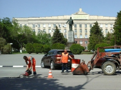 Шахтинцы сомневаются в качестве ямочного ремонта улицы Советской