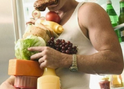 Шахтинцы обокрали магазин в Семикаракорске на 10 тысяч рублей