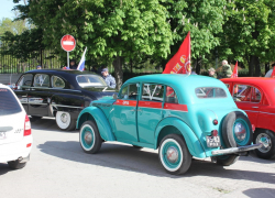 Десятки автомобилей и тысячи неравнодушных: автопробег «Спасибо деду за Победу» в Шахтах состоялся