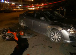 В Шахтах столкнулись "Мазда-6" и мотоцикл