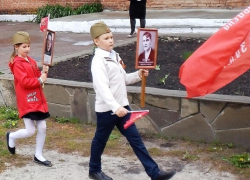 «Бессмертный полк» вместе с шахтинцами прошел по станице Шумилинской