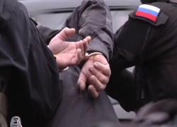 Шахтинец и украинец предстали перед судом за участие в организованной преступной группе 