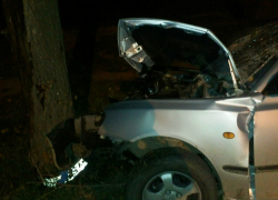 На трассе Константиновск - Шахты «Акцент» улетел в дерево