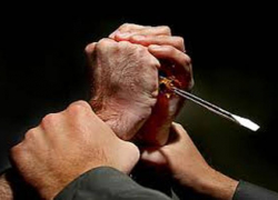 Отвертка стала традиционным способом решения конфликтов в Шахтах 