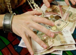  От полмиллиона рублей избавила цыганка пожилых шахтинцев