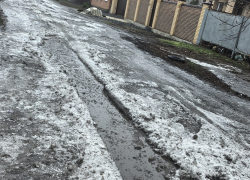 Денег на ремонт машин нам никто не дает, а устранять проблему не хотят — шахтинцы