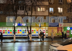 На проспекте Пушкина в центре Шахт нет автобусной остановки