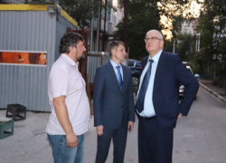 «Сдвинули сроки, чтобы сохранить качество»: о восстановительных работах на Хабарова в Шахтах
