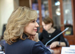 Шахтинка Екатерина Стенякина попала в ТОП-20 рейтинга самых полезных депутатов Госдумы