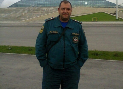 Пострадавший в пожаре в Шахтах сотрудник МЧС Валерий Шапаров находится в искусственной коме