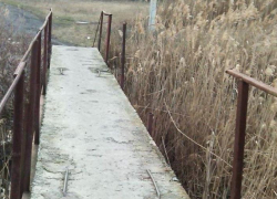 Аварийное состояние моста через Грушевку в Шахтах создаёт опасность для горожан