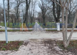 Жители обеспокоены проблемой общественного туалета в городском парке в Шахтах