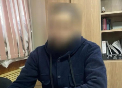 В центре Шахт 35-летний житель похитил кошелек у мужчины и потратил украденные деньги на алкоголь