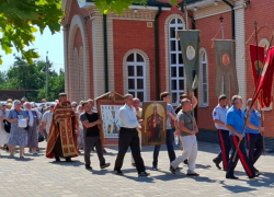 Крестный ход в память о Николае II прошел в Шахтах из-за жары на транспорте