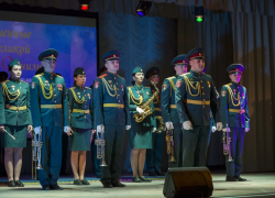 В Шахтах представили альманах «Сплоченные Великой Отчизной»