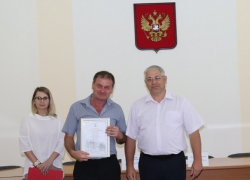 Шахтинцы Игорь Леонов и Алексей Соломкин награждены в честь Дня строителя