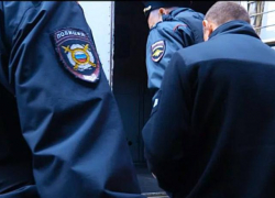 Мужчина угнал машину у своего брата и попал на ней в ДТП в Шахтах