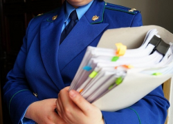 В Шахтах оштрафовали предприятие за задержку 200 тысяч рублей трем сотрудникам