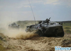 Украинские войска стягивают военную технику к границе России в Ростовской области